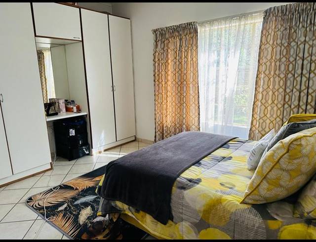 2 BEDROOM PROPERTY TO RENT IN ROBIN PARK